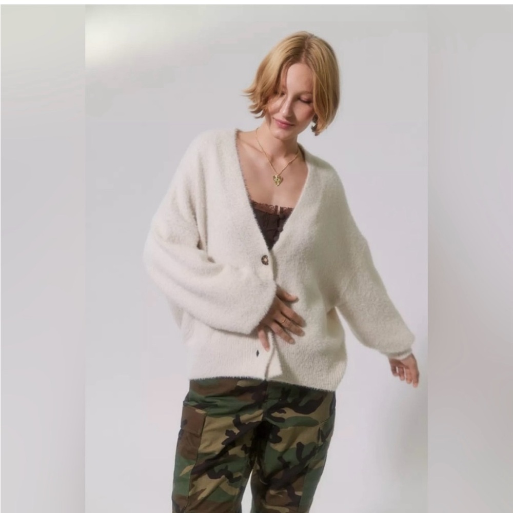 “Sunday Morning Knit” Urban Outfitters Fuzzy Cream Cardigan - Picture 1 of 10